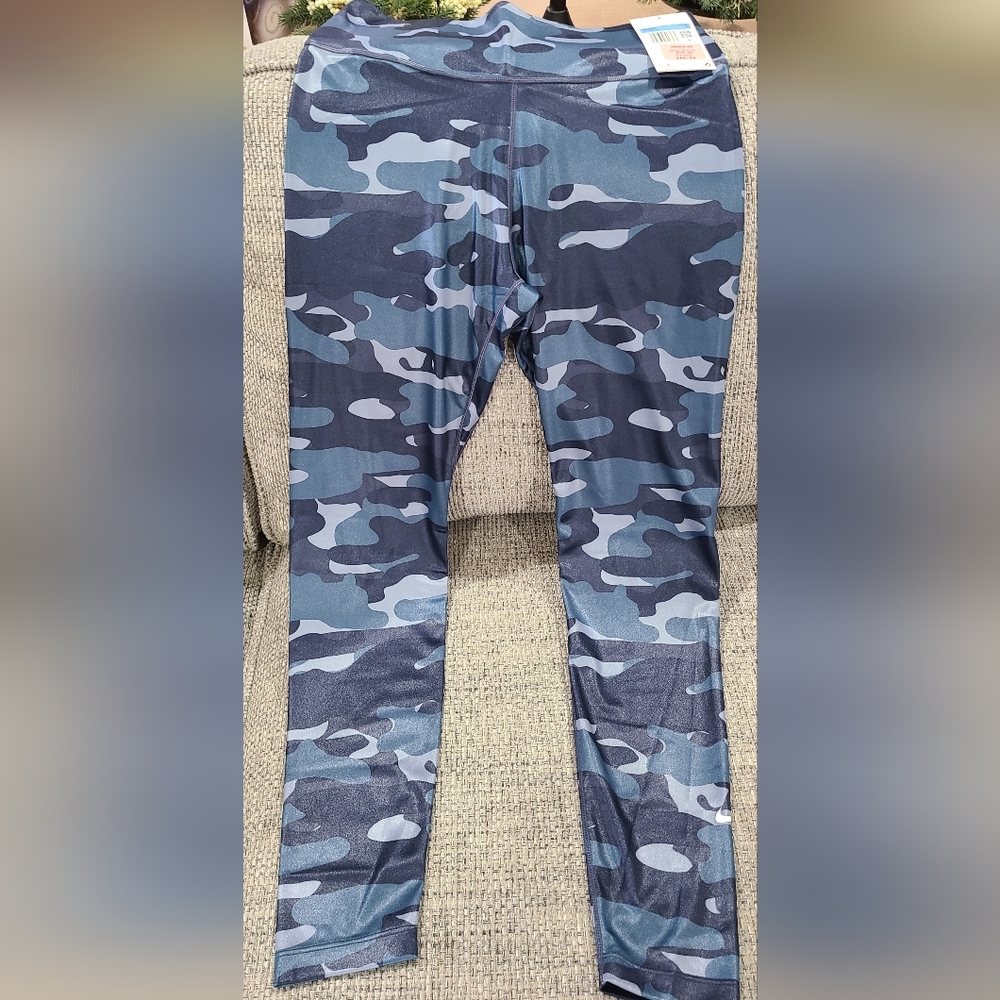 Nike leggings